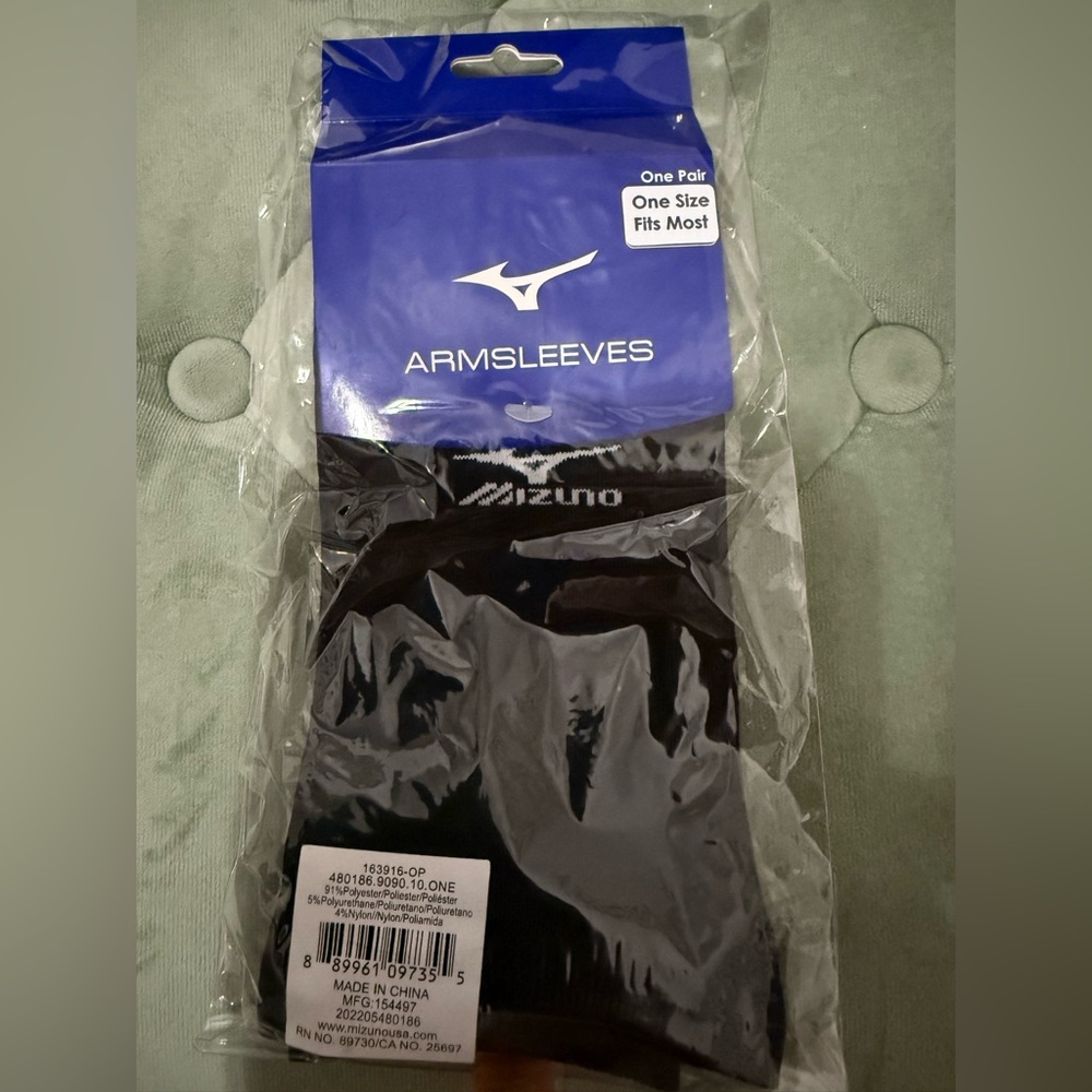 Mizuno Black Arm Sleeves